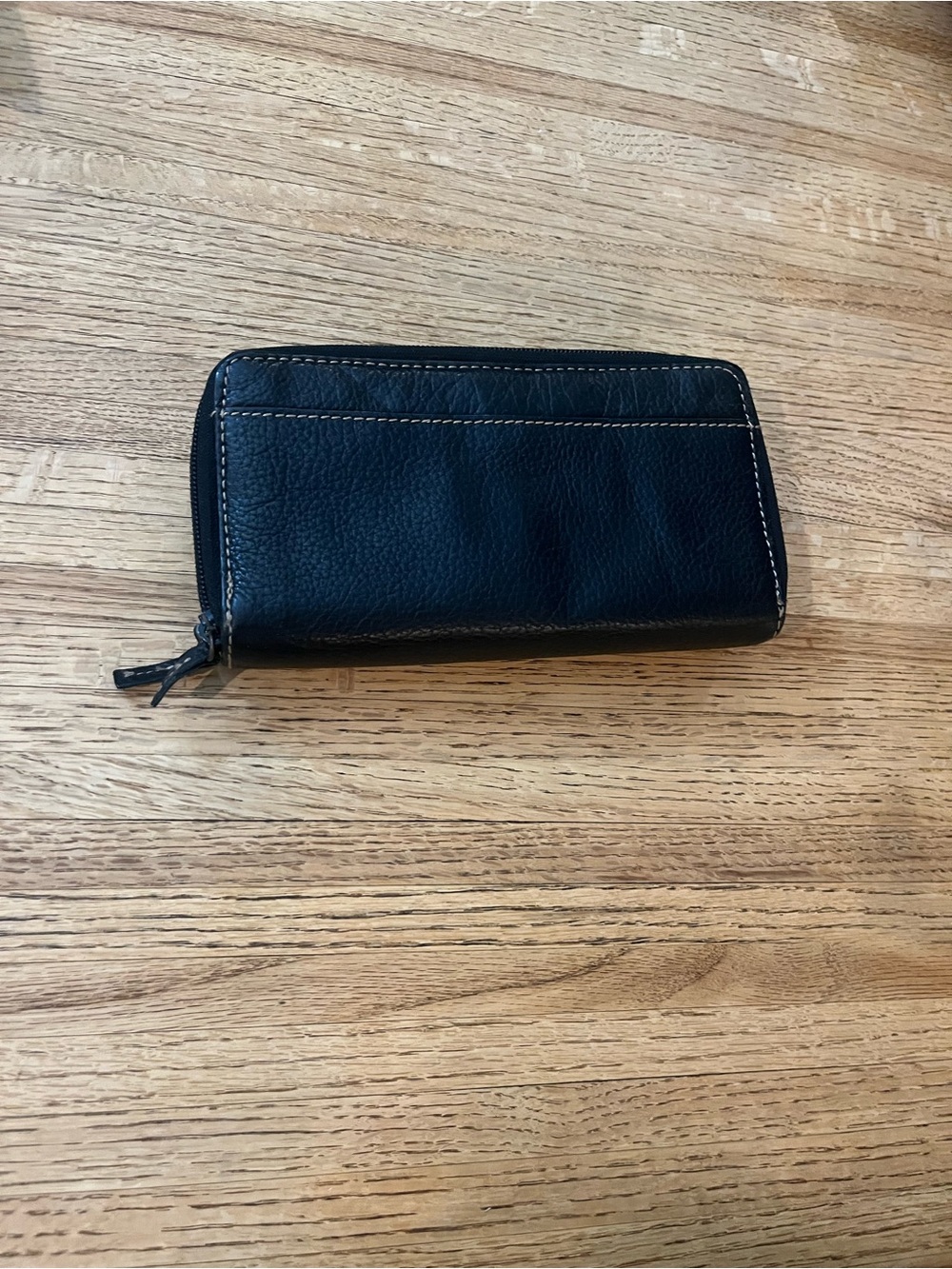 Black Leather Zip Wallet with Contrast Stitching
